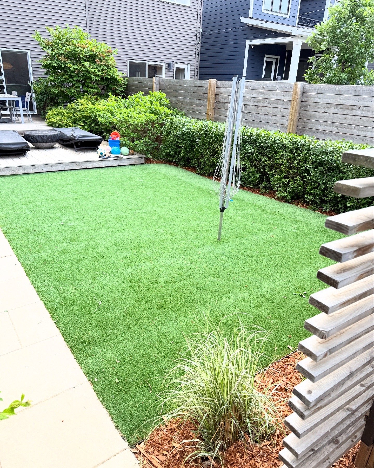 112EC81D 7292 4255 A419 E59DF227D559